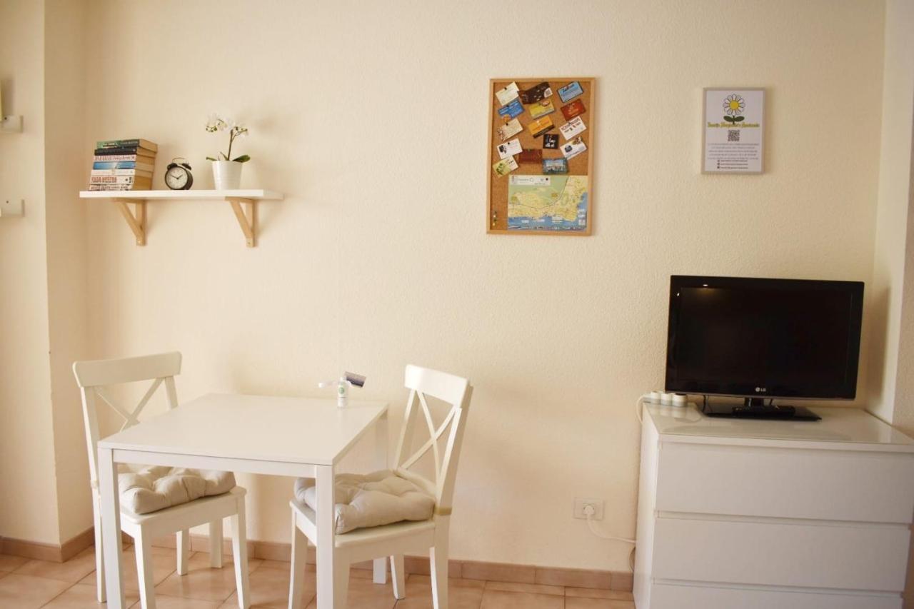 Castle Margherita'S Apartments Los Cristianos  Eksteriør billede