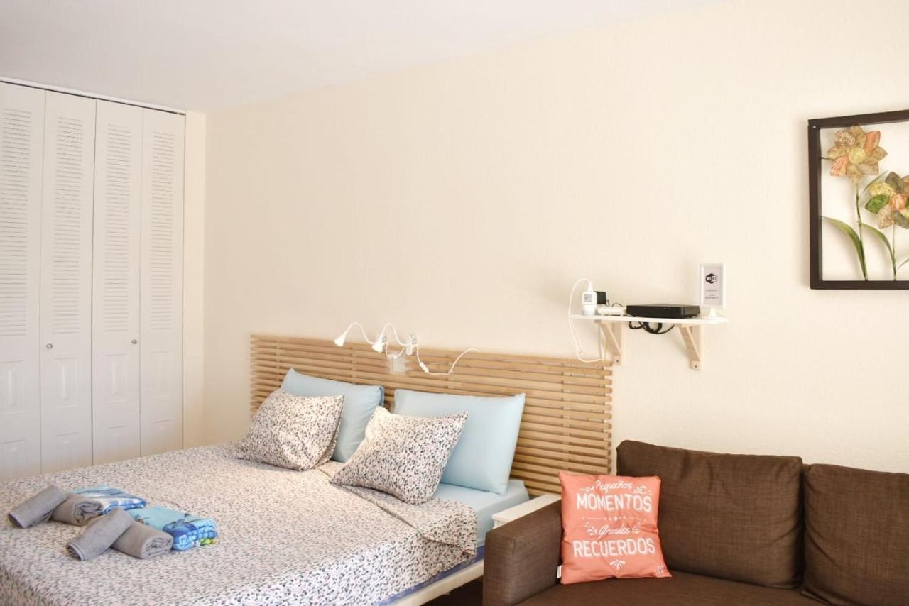 Castle Margherita'S Apartments Los Cristianos  Eksteriør billede