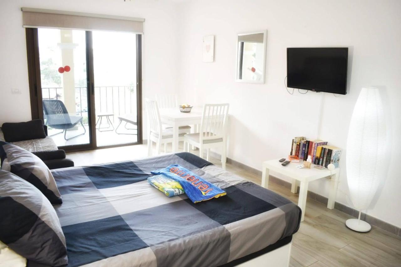 Castle Margherita'S Apartments Los Cristianos  Eksteriør billede