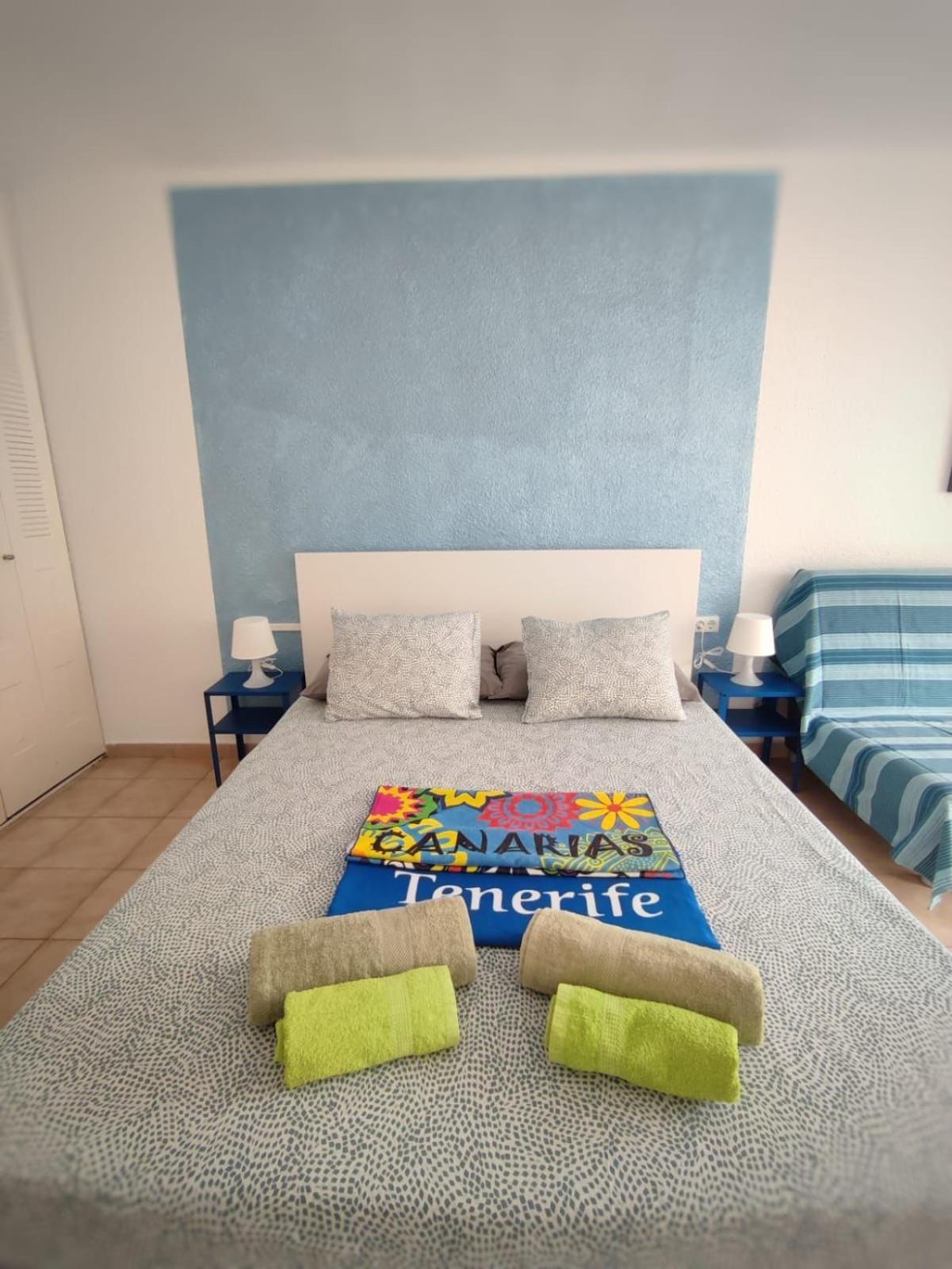 Castle Margherita'S Apartments Los Cristianos  Eksteriør billede