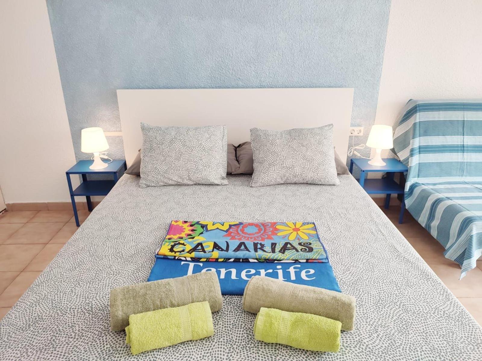 Castle Margherita'S Apartments Los Cristianos  Eksteriør billede